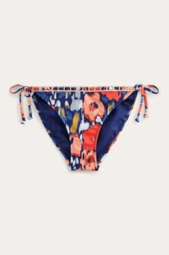 Boden Bikinihose Mit Häkelbesatz -Next || RIVER ISLAND Verkaufsgeschäft 465164s5