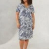 Live Unlimited Curve - Hemdkleid Mit Kieselprint Und V-Ausschnitt, Blau