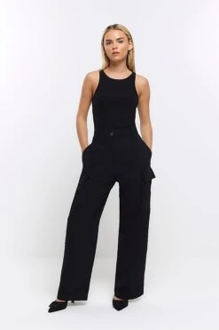 River Island Utility-Krepphose In Kurzgrösse, Schwarz -Next || RIVER ISLAND Verkaufsgeschäft 552435s3