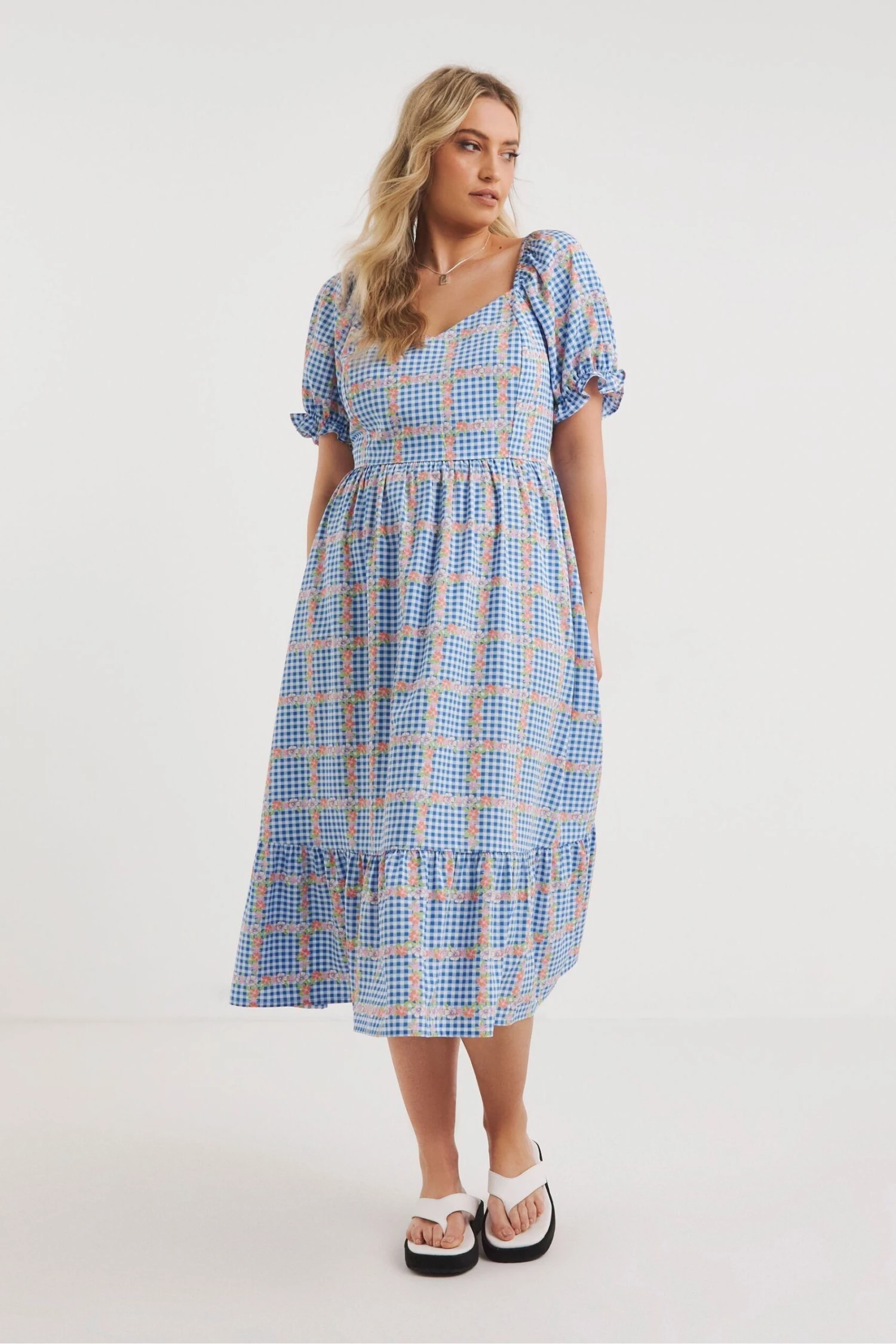 Simply Be Kariertes Midikleid Mit Herzförmigem Ausschnitt, Blau 3 Simply Be Kariertes Midikleid Mit Herzförmigem Ausschnitt, Blau