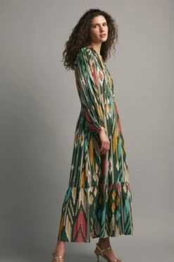 Cortefiel Langes, Bedrucktes Kleid, Grün 10 Cortefiel Langes, Bedrucktes Kleid, Grün -Next || RIVER ISLAND Verkaufsgeschäft 938237s3