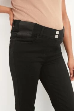 Next Jeans, Schwarz - Maternity Figurformende Slim-Jeans Mit Stützeffekt 12 Next Jeans, Schwarz - Maternity Figurformende Slim-Jeans Mit Stützeffekt -Next || RIVER ISLAND Verkaufsgeschäft 950 771s4