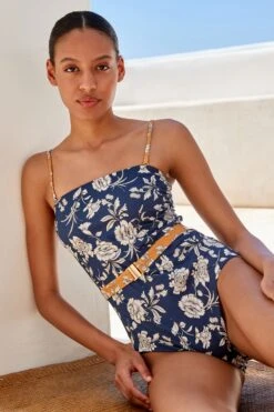 Next Trägerloser Badeanzug Mit Gürtel -Next || RIVER ISLAND Verkaufsgeschäft 999 650s2