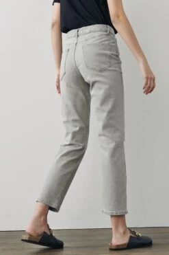 Next Gerade Geschnittene Jeans -Next || RIVER ISLAND Verkaufsgeschäft A32412s2