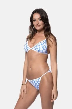 Dorina Cap Ferrat Eco Leicht Wattiertes Triangel-Bikini-Top, Blau 11 Dorina Cap Ferrat Eco Leicht Wattiertes Triangel-Bikini-Top, Blau -Next || RIVER ISLAND Verkaufsgeschäft C22 894s4