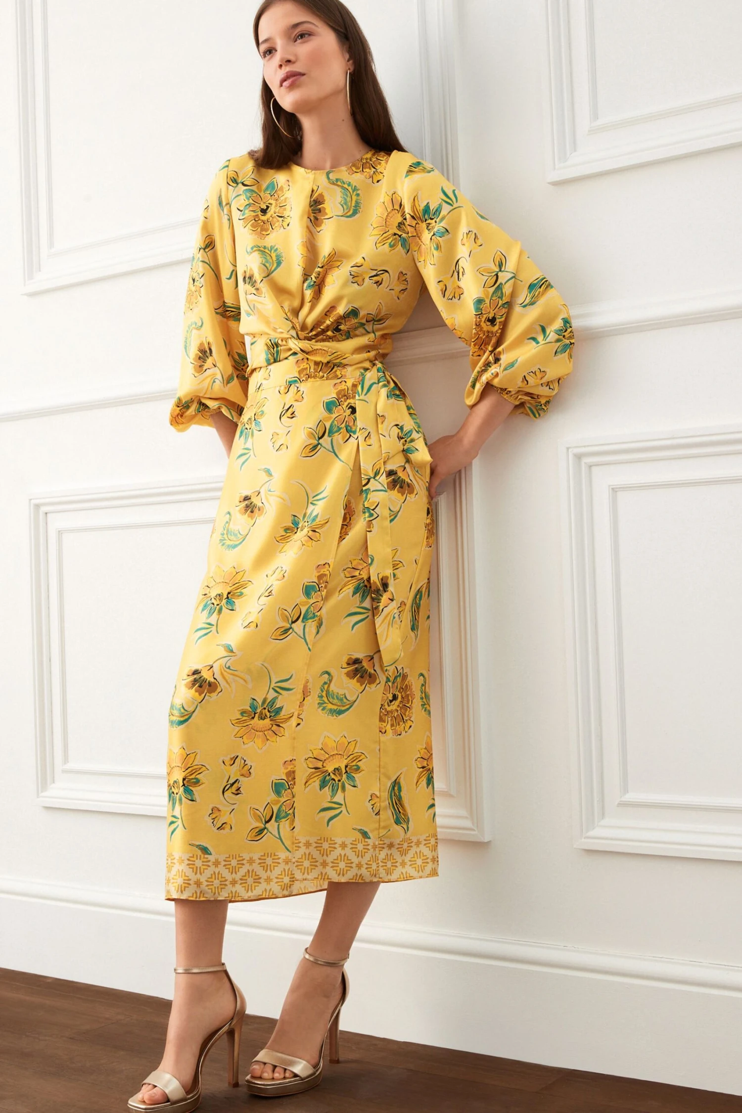 Next Langärmeliges Satintop Mit Zierknoten 4 Next Langärmeliges Satintop Mit Zierknoten – Bild 2