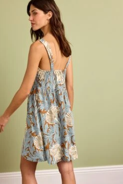 Sommerliches Minikleid Mit Trägern 9 Sommerliches Minikleid Mit Trägern -Next || RIVER ISLAND Verkaufsgeschäft D21 728s3