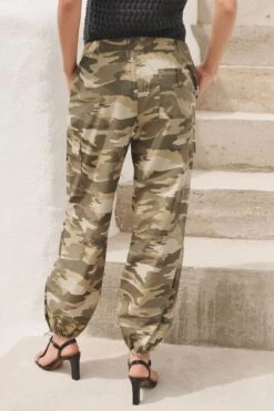 Next Parachute Cargohose Aus Baumwolle -Next || RIVER ISLAND Verkaufsgeschäft D53119s4