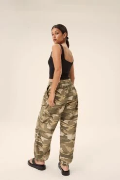 Next Parachute Cargohose Aus Baumwolle -Next || RIVER ISLAND Verkaufsgeschäft D53119s5