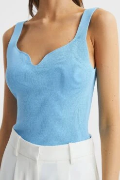Reiss Daisy Top Mit Herzausschnitt -Next || RIVER ISLAND Verkaufsgeschäft D72 407s4