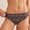 Boden Klassische Bikinihose Mit Umgeschlagenem Bund 2 Boden Klassische Bikinihose Mit Umgeschlagenem Bund -Next || RIVER ISLAND Verkaufsgeschäft D87405s
