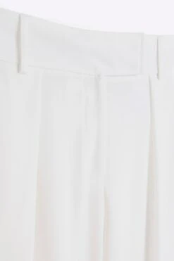 River Island Plissierte Hose Mit Weitem Bein, Weiß -Next || RIVER ISLAND Verkaufsgeschäft N00146s4