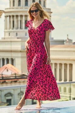 Sosandar Maxi-Strandkleid Mit Leopardenmuster Und Schlitz -Next || RIVER ISLAND Verkaufsgeschäft P91404s4