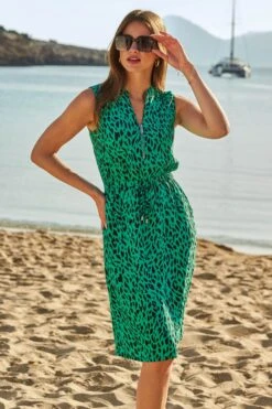 Sosandar Sleeveless Zip Detail Channel Waist Dress