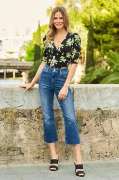 Sosandar Ausgestellte Cropped-Jeans