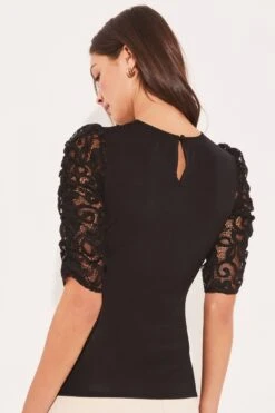 Lipsy Top Mit Unterbrustnaht Und Spitzenärmeln -Next || RIVER ISLAND Verkaufsgeschäft Q34401s4