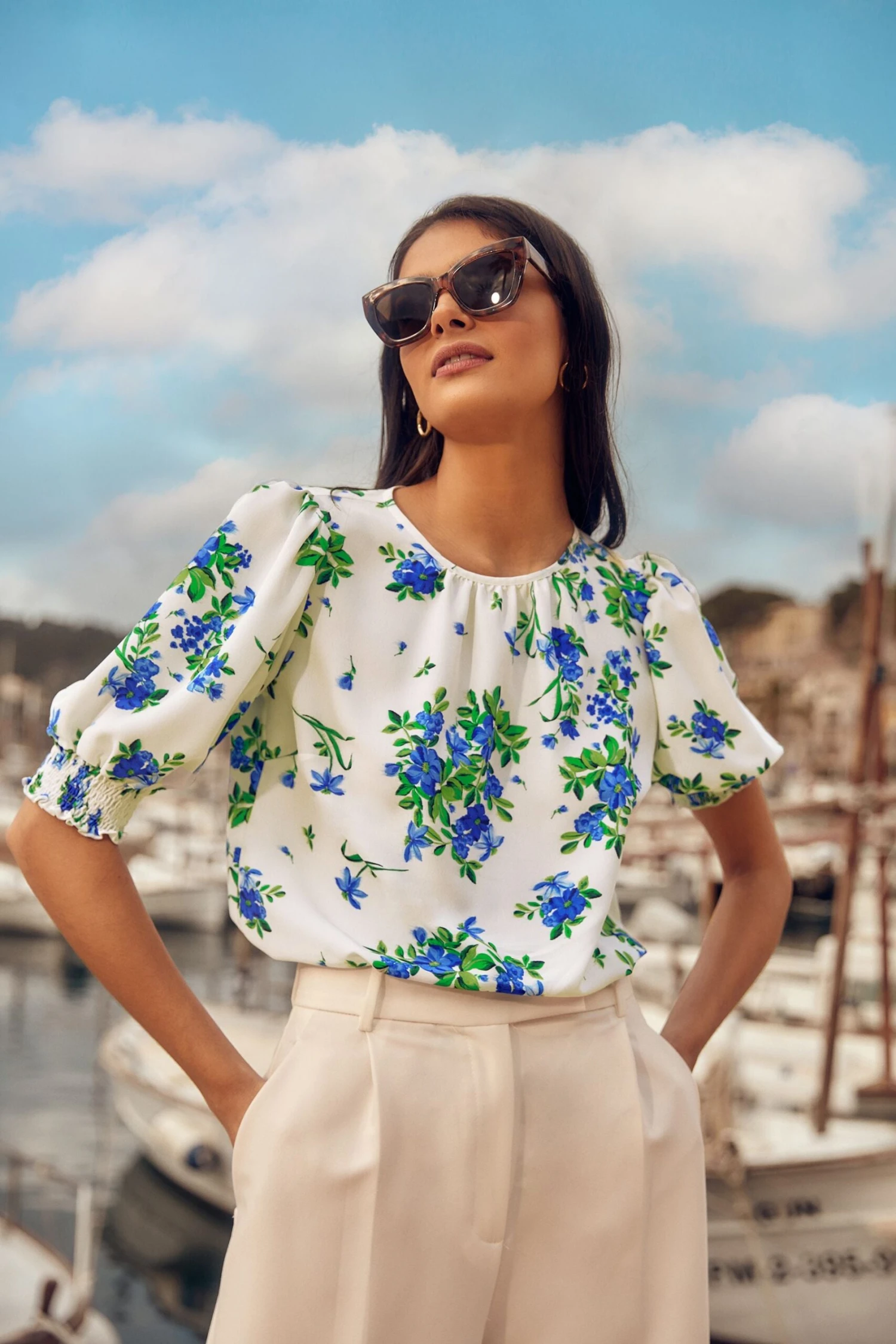 Friends Like These Kurzärmeliges Top Mit Rundhalsausschnitt Und Gerafften Bündchen 3 Friends Like These Kurzärmeliges Top Mit Rundhalsausschnitt Und Gerafften Bündchen