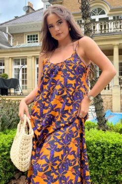 Girl In Mind Faith Maxi-Strandkleid Mit Tiefem Rückenausschnitt -Next || RIVER ISLAND Verkaufsgeschäft Q40205s3