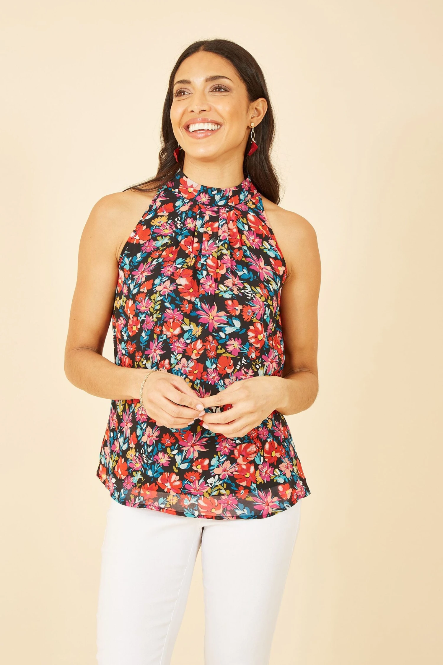 Yumi Geblümtes Neckholder-Top 4 Yumi Geblümtes Neckholder-Top – Bild 2