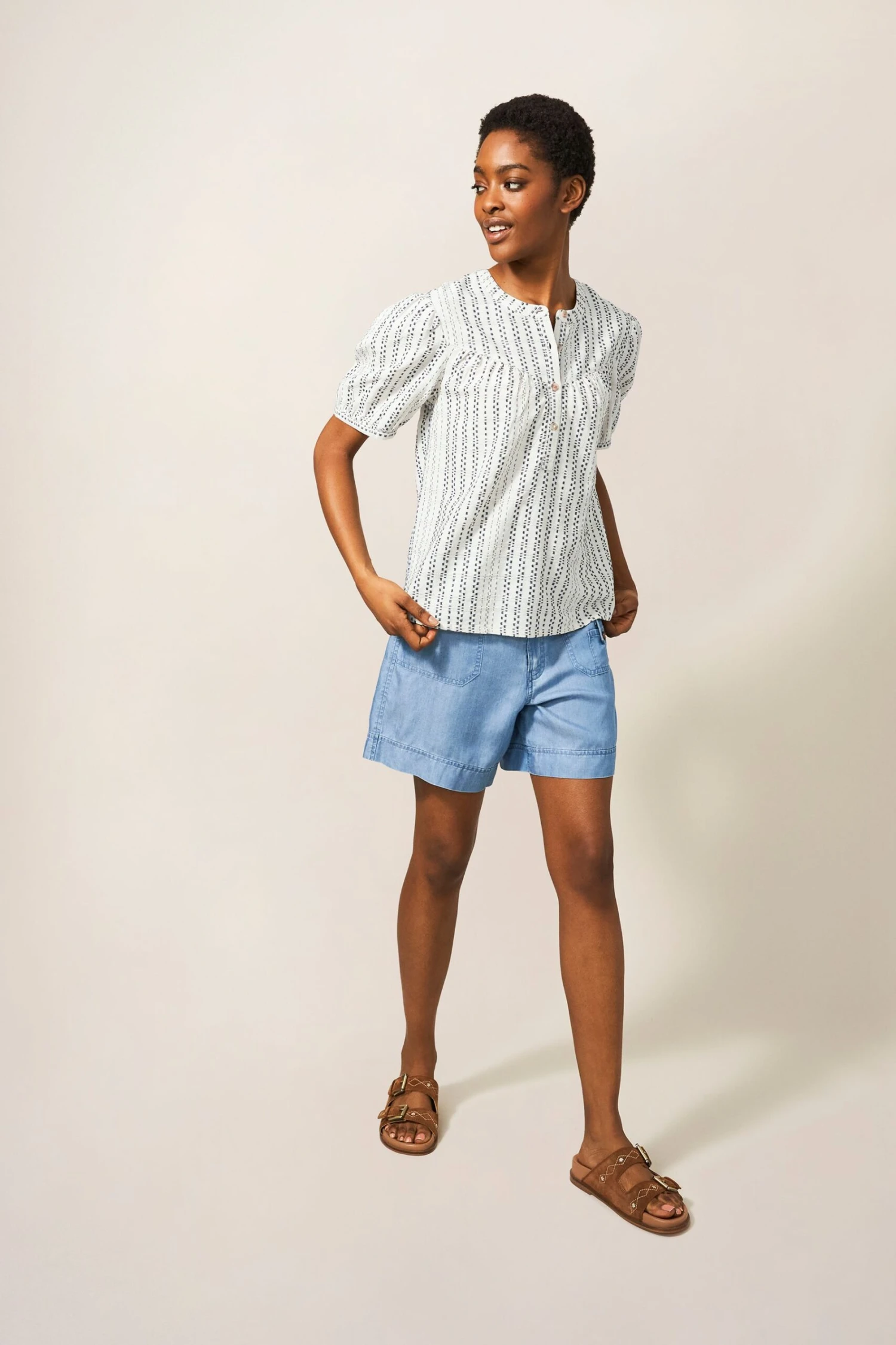 White Stuff Aria Strukturiertes, Gestreiftes Top, Weiß 6 White Stuff Aria Strukturiertes, Gestreiftes Top, Weiß – Bild 4