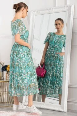 Jolie Moi Gianna Maxikleid Aus Bedrucktem Netzstoff, Grün -Next || RIVER ISLAND Verkaufsgeschäft U48830s4